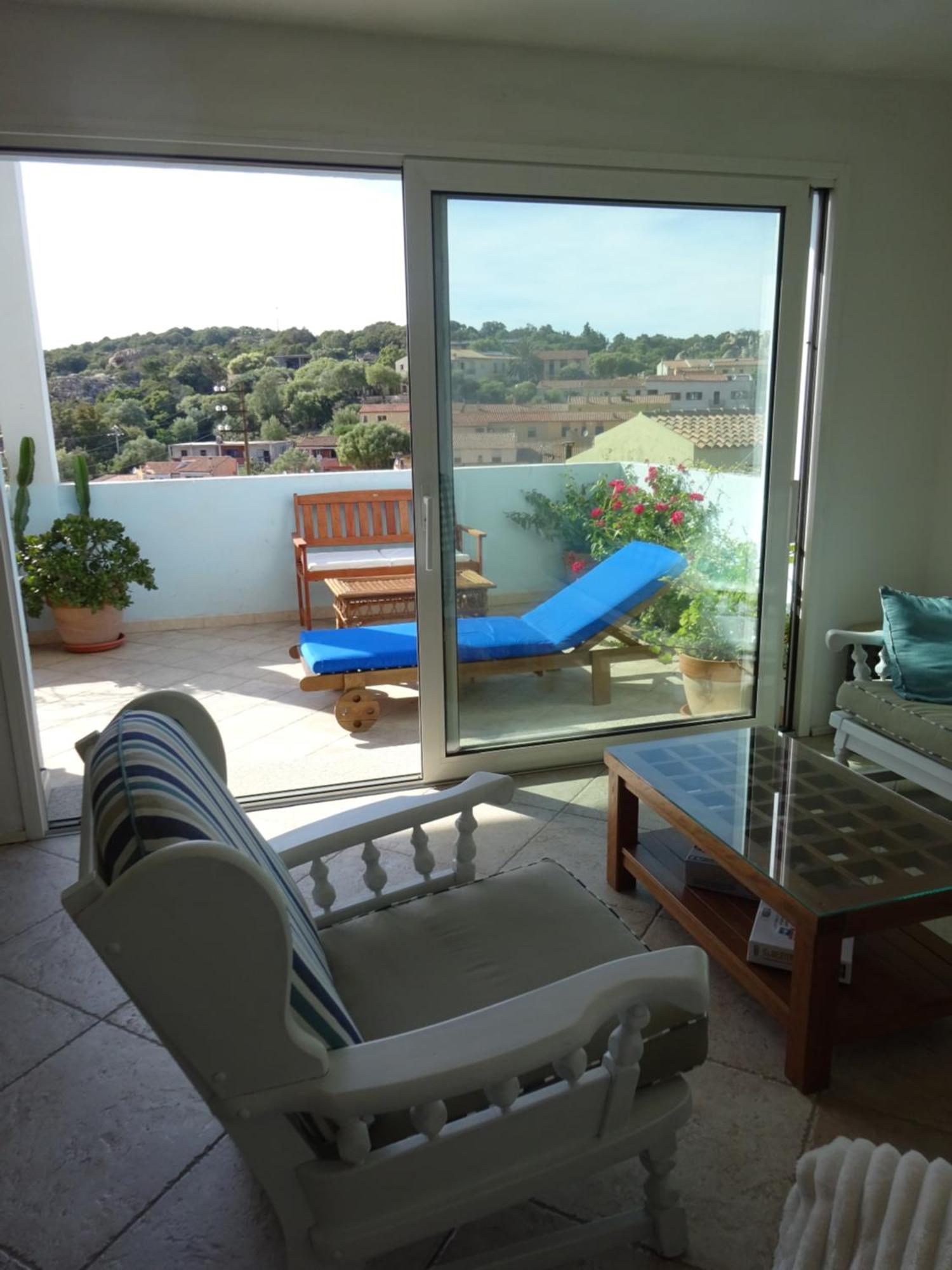 White - San Pantaleo Apartman Kültér fotó