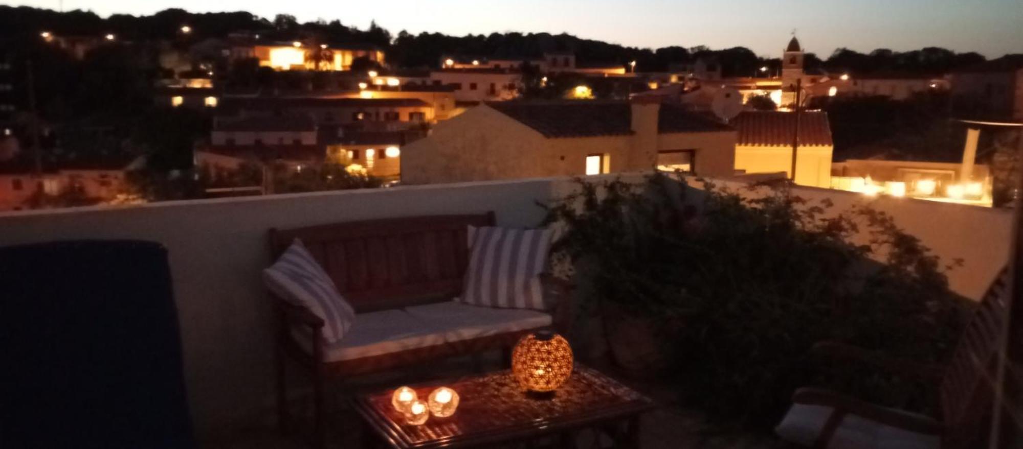 White - San Pantaleo Apartman Kültér fotó