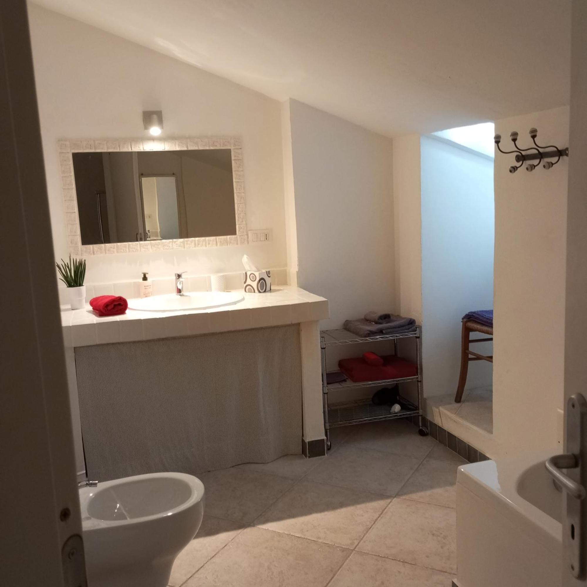 White - San Pantaleo Apartman Kültér fotó